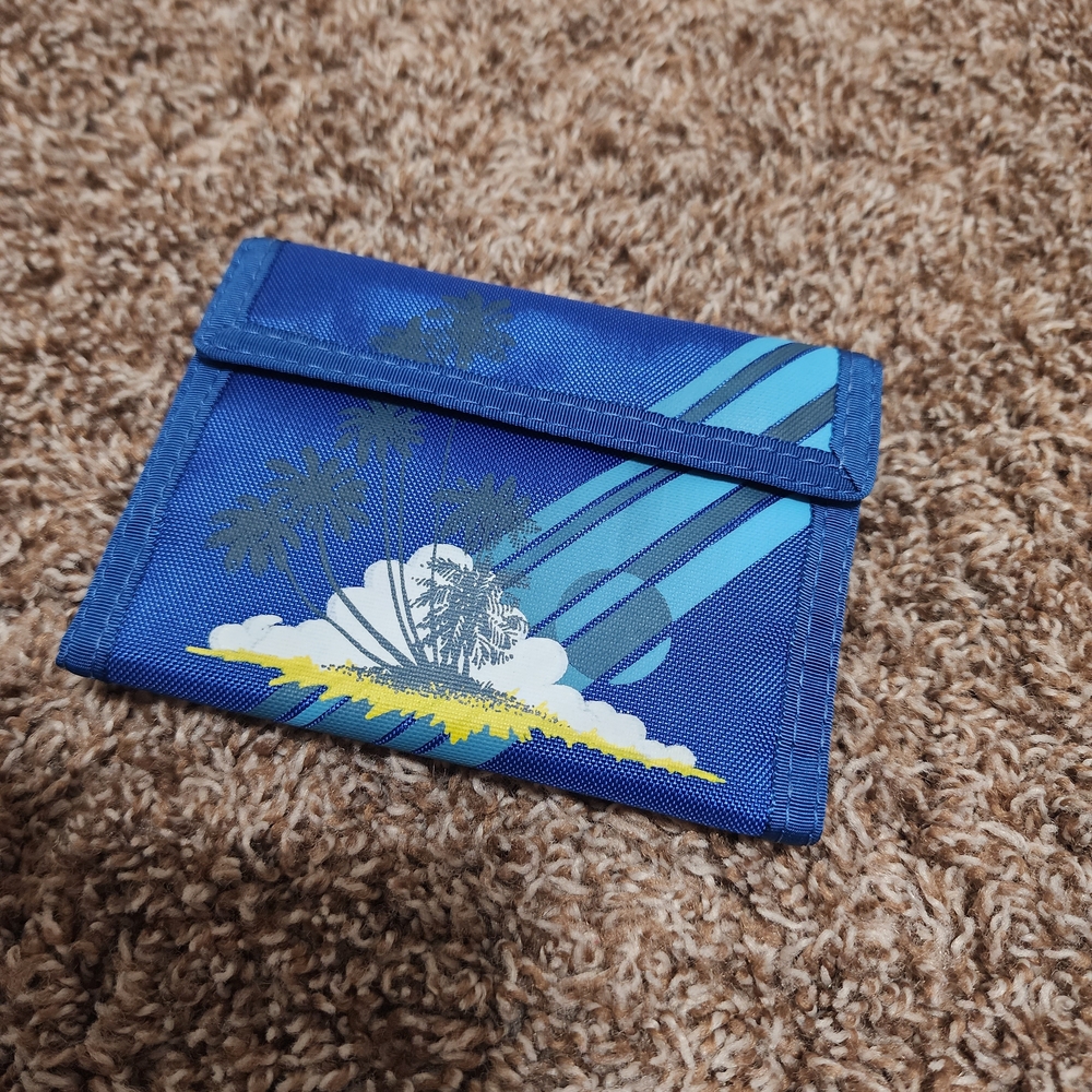Vintage 1980 Star Wallet